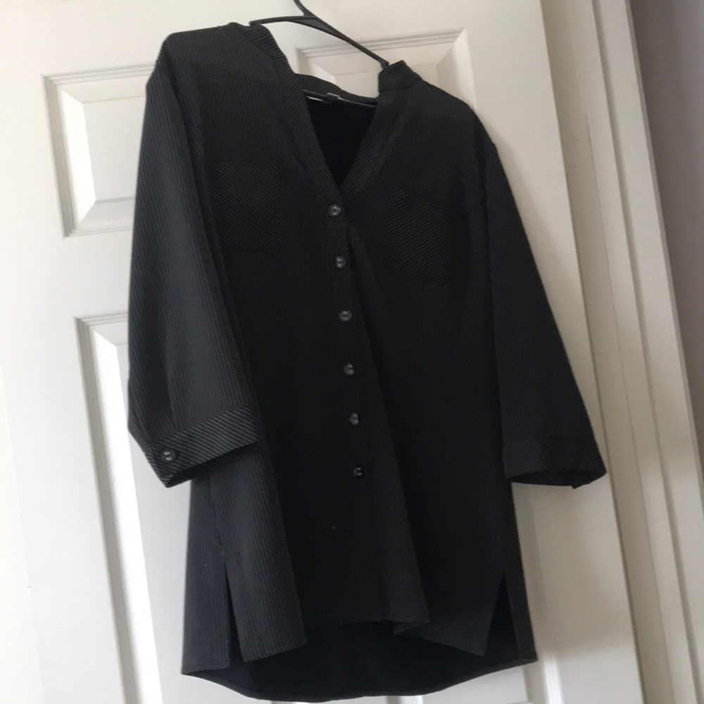 Super cute black-and-white stripped blazer from ConradC Collection! Size 14